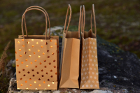 Personalizowane torby papierowe - skuteczne narzędzie promocyjne dla twojej marki
